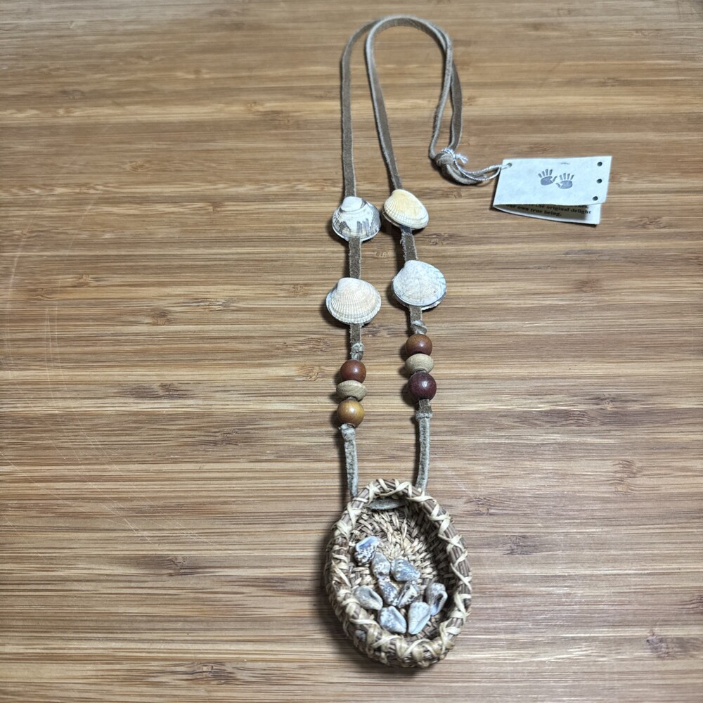 Vintage Southwestern Shell Necklace Woven Basket Pendant Wood Beads Original Tag
